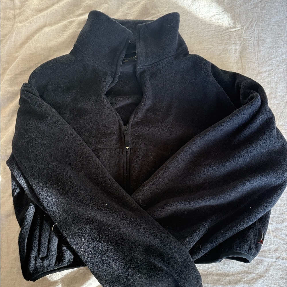 Aritzia TNA Polartec Black Fleece